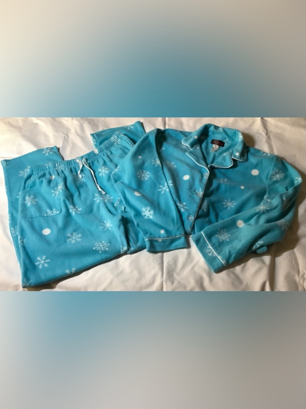 WOMENS PAJAMA SET SIZE L BLUE